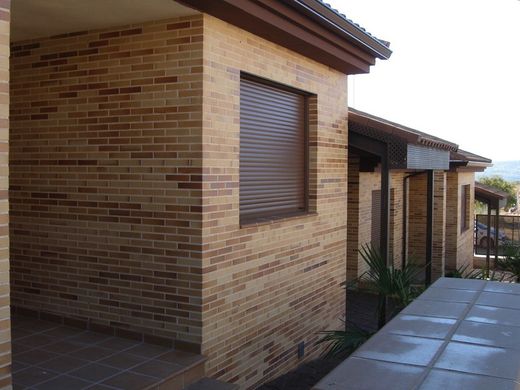 Pallet Maó caravista clínquer Guadarrama 236x114x50mm 608 u.