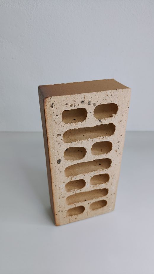 Pallet Maó caravista clínquer Guadarrama 236x114x50mm 608 u.