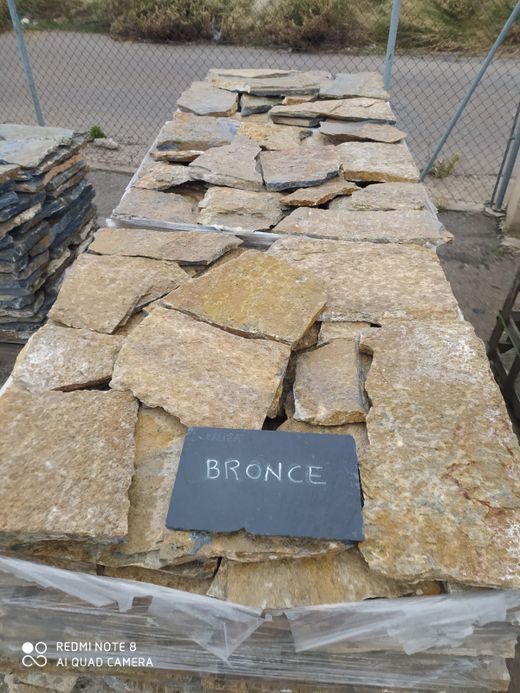 Pallet onregelmatige plaat Kwartsiet Brons