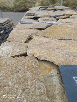 Pallet onregelmatige plaat Kwartsiet Brons