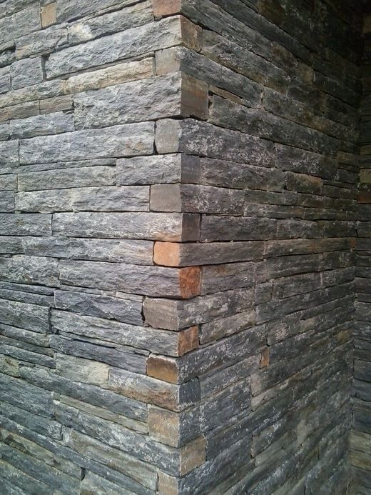 Palette Unregelmäßiges Steinmauerwerk Schwarz Anthrazit Piedras de Galicia