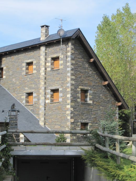 Palette Unregelmäßiges Steinmauerwerk Schwarz Anthrazit Piedras de Galicia