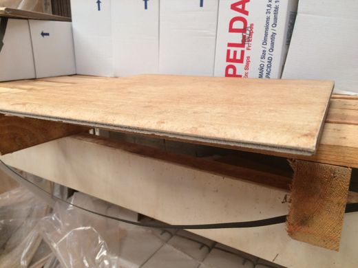 Castilla Tile Keramikstufe 31,6 x 31,6 cm Benesol