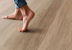 Non-slip porcelain step 120x32x3 Hyde Park Natucer