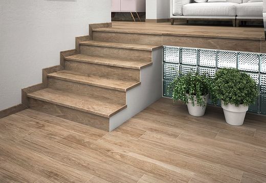 Rutschfeste Porzellanstufe 60x32x3 Hyde Park Natucer