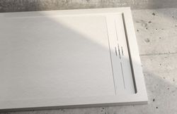 Nuovvo white Stone shower tray