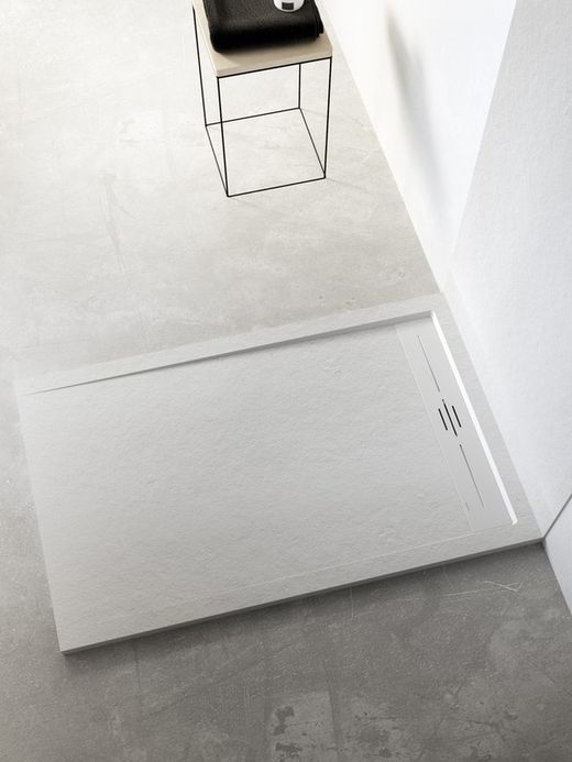 Nuovvo white Stone shower tray