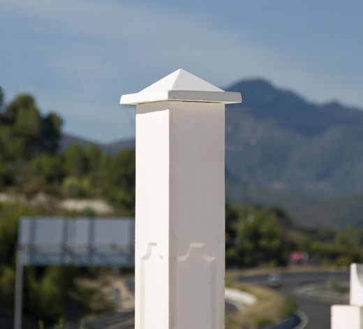 Klassisk egyptisk vit Verniprens auktion