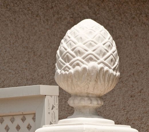 Klassisk Guadiana White Verniprens auktion