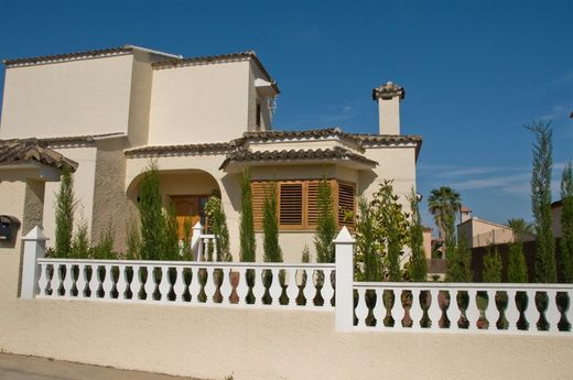 Klassisk vit pyramidfinish Verniprens