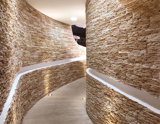 Laredo Canela Verniprens väggplattor