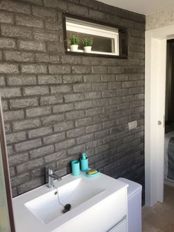 Płytki ścienne London Black 2x6,5x21cm Verniprens