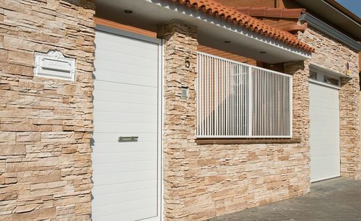 Siding Malecón Hazelnut Verniprens