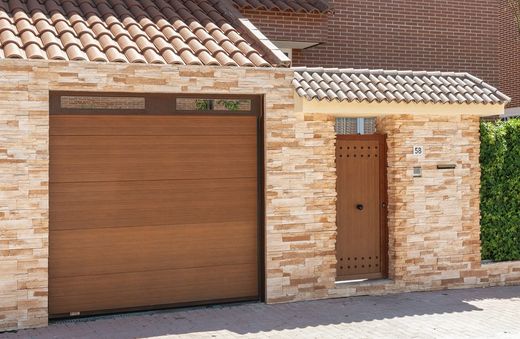 Siding Malecón Hazelnut Verniprens