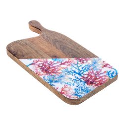 Korallenschneidebrett Maße: 1,5 cm x 19 cm x 35 cm Material: Holz Nettogewicht: 610 g.