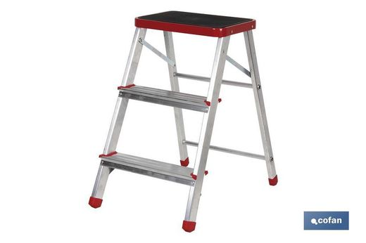 Aluminum Stool 3 Steps And 0.67 Mts Height
