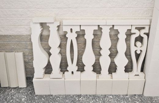 Cokół Teby Verniprens